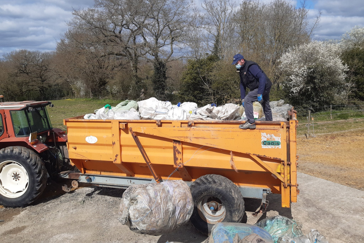Stockage des déchets agricoles : A.D.I.VALOR lance un appel urgent aux acteurs du territoire