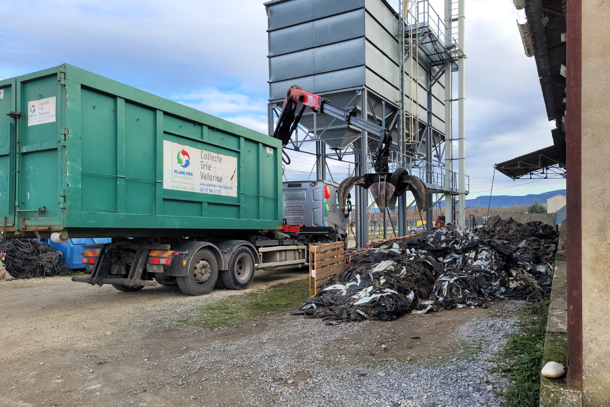 AGRIAL lance la collecte des plastiques agricoles usagés de maraichage en Ardèche