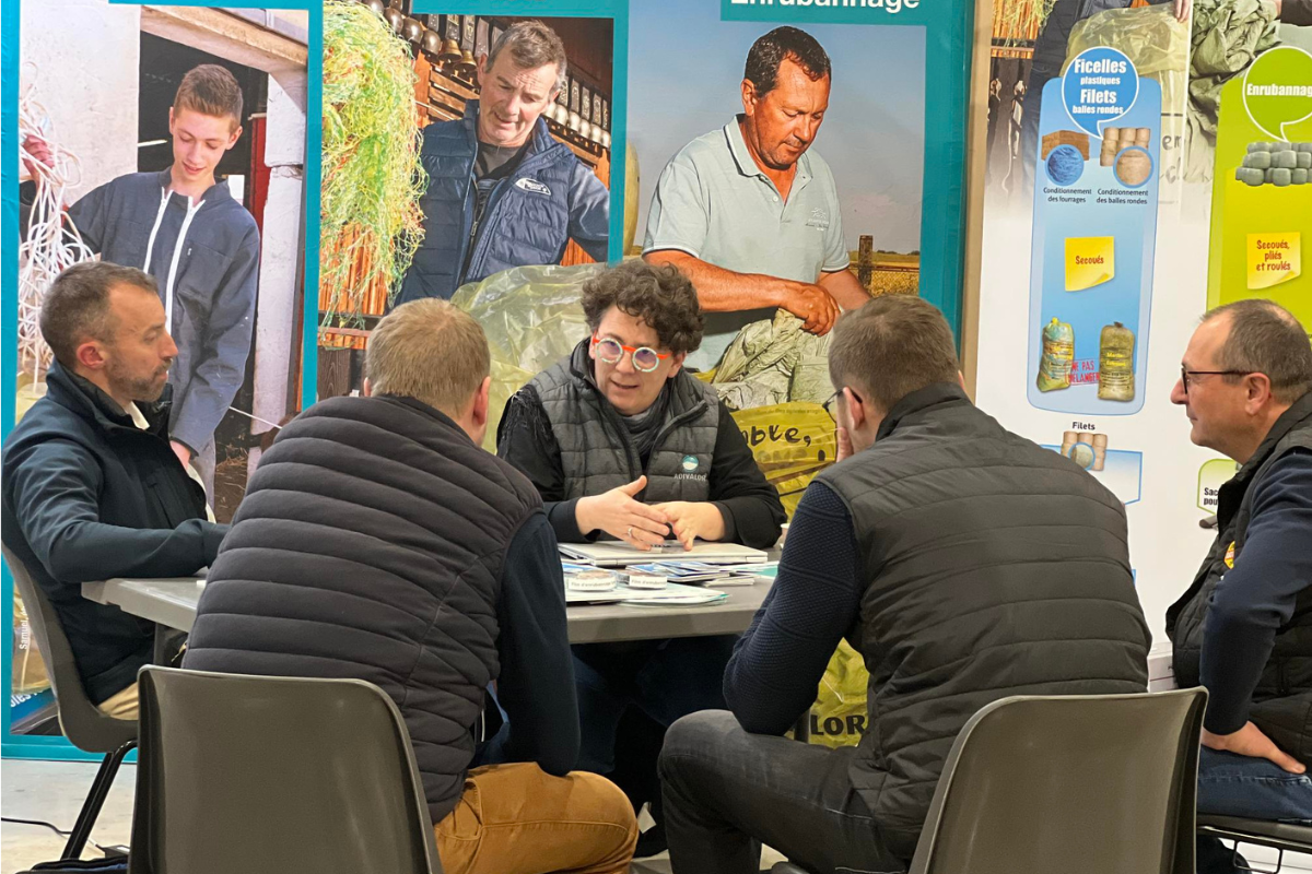 A.D.I.VALOR sensibilise les concessionnaires AGCO au recyclage des déchets plastiques agricoles